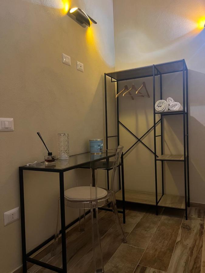 A Due Passi Da Hotel Formia Kültér fotó